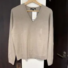 新品未使用品　ユニクロ カシミヤVネックセーターベージュ