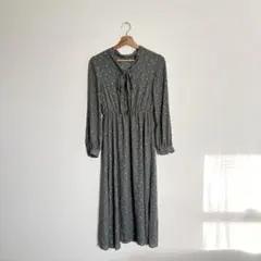 花柄ワンピース（ペチコート付）