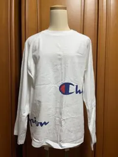 Champion チャンピオン☆ロゴ入り 長袖Tシャツ 【L size】