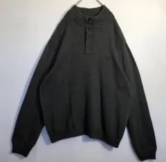CHAPS ワンポイント刺繍ロゴ　ハーフボタン　ニット　セーターのサムネイル