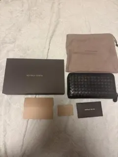 BOTTEGA VENETA ボッテガヴェネタ　長財布