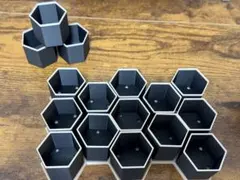 六角形ミニ植木鉢 連結式 3Dプリンター製、予備プランター（おまけ）3個のサムネイル