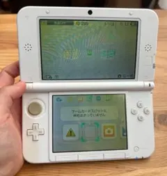 Nintendo 3DS LL ホワイト 本体 充電器付き