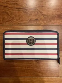 Tommy Hilfiger 長財布