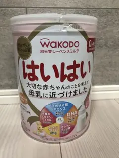 WAKODO はいはい 粉ミルク 810g 缶　2026年8月まで