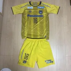 UMBRO 横河武蔵野FC ユニフォーム 上下セット XL UMBRO 横河武蔵野FC ユニフォーム 上下セット XL - メルカリ