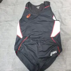 asics ランニングシャツ、パンツセット