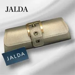 isola アイソラ 金具 長財布 レディース ホワイト 多収納 留め具良好 