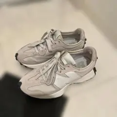 ニューバランス　スニーカー　U327EE