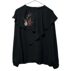 ZARA ザラ　ブラック ダブルフリル 刺繍入り フラワーフリル ブラウス　Ｌ