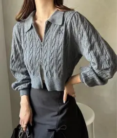 NICE CLAUP ダブルジップアップワンポイント刺繍ニット グレー