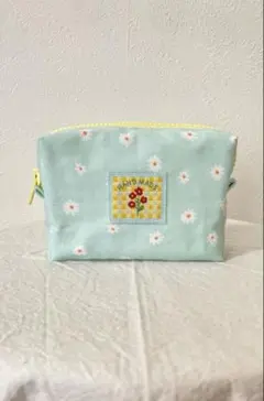 Item thumbnail for item 6c86909e-1094-4d85-a69f-6103de9b63b9