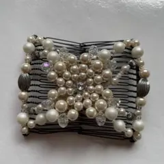 パールとクリスタルのバレッタ