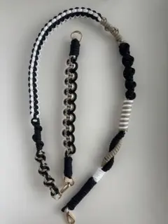 スマホショルダーストラップ ベージュ×ブラック×ホワイト