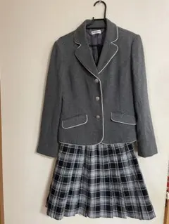 CROWN BANBY 女子　フォーマルスーツ　150