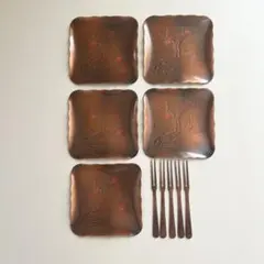 新品未使用　純銅製刻印入り　菓子皿　5枚　フォーク5本セット　梅柄