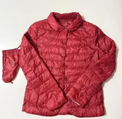 UNIQLO 赤 ウルトラライトダウン　ダウンジャケット