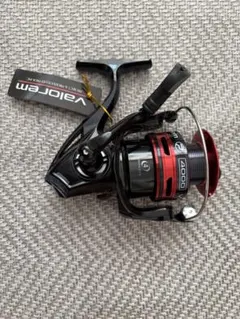 釣具屋閉店処分品　PROX Valorem 4000 スピニングリール 本体のサムネイル