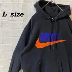 ナイキ　パイル刺繍ロゴパーカー　ブラック