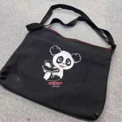 K two メッセンジャーバッグ　パンダのサムネイル