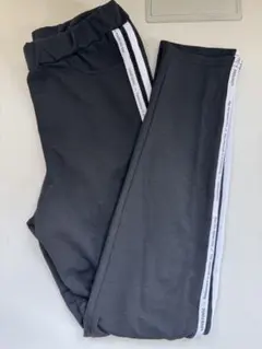 LOVETOXIC パンツ　ズボン　ブラック　160 サイドストライプ　女の子