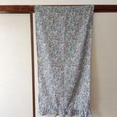 花柄フリル付きのれん