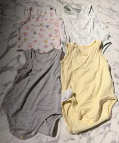 ユニクロ　ベビー肌着ロンパースタイプ　4枚セット 70cm