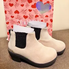 EDWIN SOMETHING ブーツ　ブーティ　18cm 19cm ベージュ