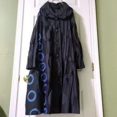 【専用】◎未使用　慈雨　センソユニコ　ロングコート　グレー✕黒　青系ドットのサムネイル