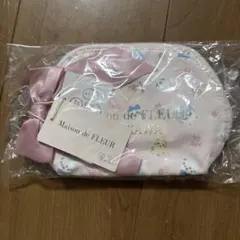 メゾンドフルール 　ちいかわ　 総柄 　ポーチ 　Maison de FLEUR