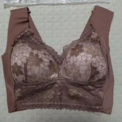 Item thumbnail for item 340cef04-3a0a-4255-a66c-be994e2e986d