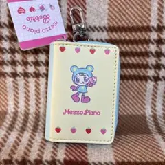 新品　メゾピアノ　Mezzo Piano キーケースのサムネイル