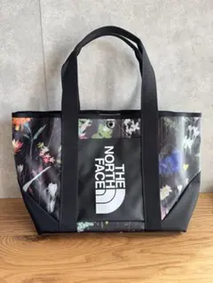 THE NORTH FACE BCスタンダードトート フローラル 17L