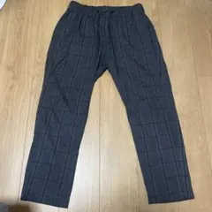 グレー系チェックパンツ　メンズ