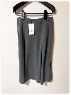☘️P1☘新品 ZARA ソフトボリュームミディスカート Lのサムネイル