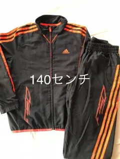 adidas   ウィンドブレーカー  140センチ