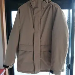 ベージュ マウンテンパーカー (フードなし)