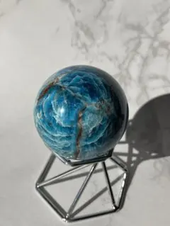 【SALE】バラの花びらな模様のアパタイトスフィア/丸玉