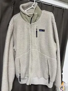 フリースジャケット クリーム色 ハイネック