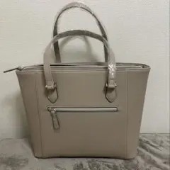 Item thumbnail for item 633f7cc3-d6b9-49b1-996e-eb31d16af54b