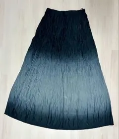 ツイストプリーツロングスカート