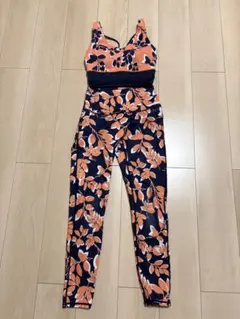 SUKALA フラワープリント ヨガウェアセット 上S✖︎下Mのセット
