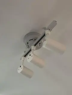 無印良品　3連スポットライト　電球付属　ライティングレールはヤザワ製 無印良品 3連スポットライト 電球付属 ※ライティングレールはヤザワ製