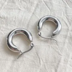 ★再入荷★ 新品　メタル ステンレス フープ ピアス