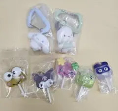 ガチャ　キャンディーチャーム　たまごっち　サンリオ　カラビナ