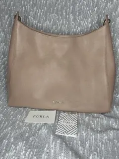 Item thumbnail for item 67671077-dbdd-4aa3-8cbd-638de7ab5de6