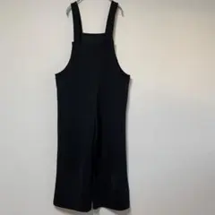 【可愛い】韓国　ブラック　サロペット　オールインワン　ブラック　エンボス加工