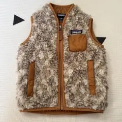 パタゴニア　ベスト　6〜12m