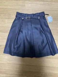 フェルテ　新品　ベルト付き　ボックスプリーツスカート