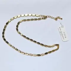 【タグ付き未使用品】特徴的な形状のチェーンネックレス 金色